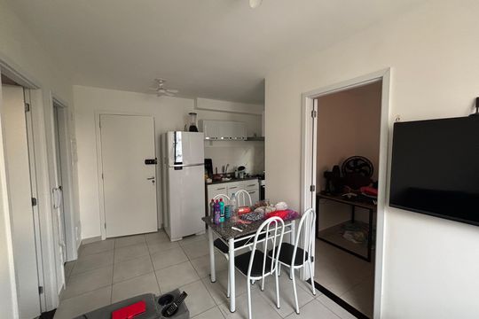 Sala de apartamento para alugar com 2 quartos, 34m² em Lapa de Baixo, São Paulo