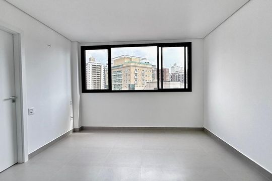 Apartamento à venda com 1 quarto, 30m² em Lourdes, Belo Horizonte