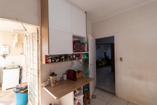 Cozinha de casa à venda com 3 quartos, 360m² em Parque Taquaral, Campinas