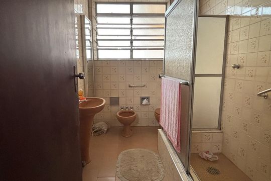 Banheiro 2 de casa à venda com 6 quartos, 800m² em Vila Clementino, São Paulo