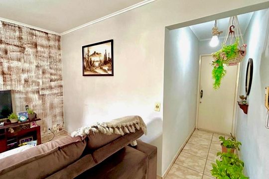 Corredor de apartamento à venda com 2 quartos, 60m² em Vila Galvão, Guarulhos