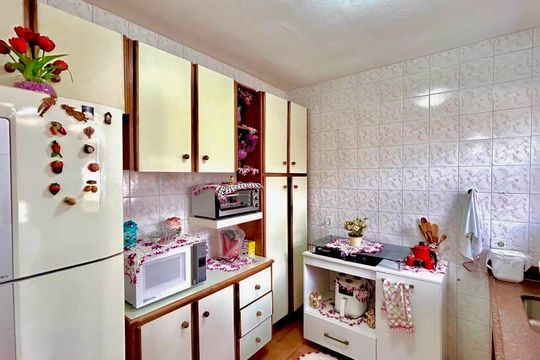 Cozinha de apartamento à venda com 2 quartos, 60m² em Vila Galvão, Guarulhos
