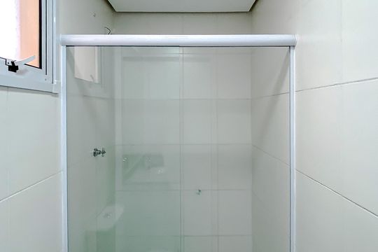 Banheiro de apartamento para alugar com 2 quartos, 66m² em Água Rasa, São Paulo