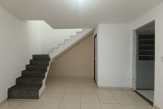 Casa para alugar com 2 quartos, 90m² em Andrade Araujo, Belford Roxo