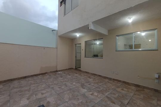 Quintal de casa para alugar com 2 quartos, 90m² em Andrade Araujo, Belford Roxo