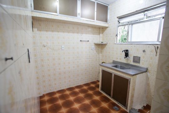 Cozinha de apartamento para alugar com 1 quarto, 36m² em Tanque, Rio de Janeiro
