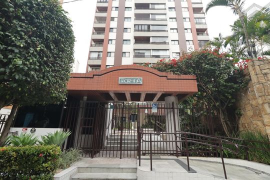 Fachada de apartamento à venda com 3 quartos, 117m² em Chácara Klabin, São Paulo