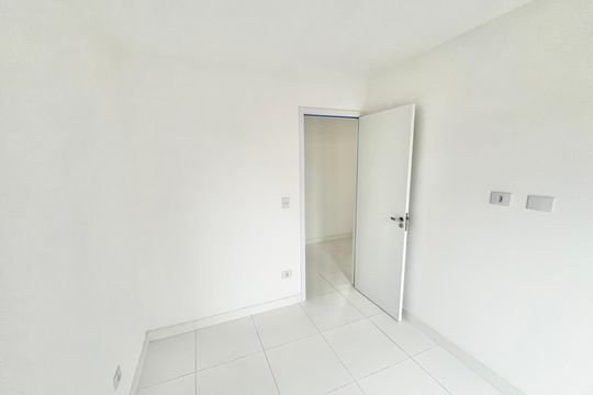 Quarto 1 de apartamento para alugar com 2 quartos, 40m² em Jardim São Paulo, São Paulo