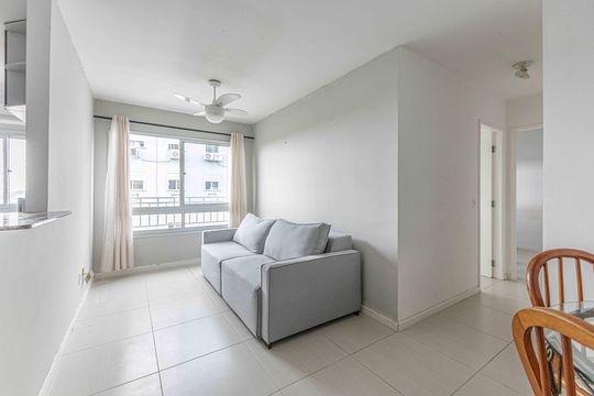 Sala de apartamento à venda com 2 quartos, 48m² em Passo das Pedras, Porto Alegre