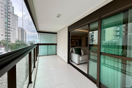 Varanda de apartamento para alugar com 1 quarto, 56m² em Centro, Florianópolis