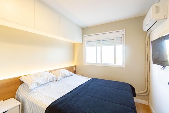 Quarto de apartamento à venda com 2 quartos, 56m² em Fátima, Canoas