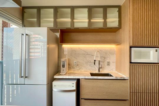 Cozinha de apartamento à venda com 3 quartos, 100m² em Pinheiros, São Paulo