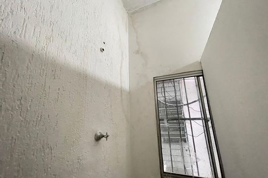 Banheiro de serviço de casa para alugar com 1 quarto, 40m² em Jardim Paulo Vi, São Paulo