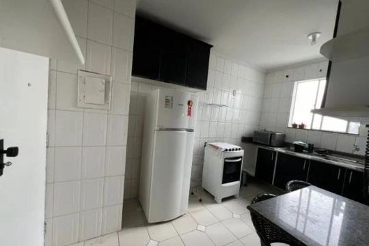 Cozinha de apartamento para alugar com 2 quartos, 82m² em Pituba, Salvador