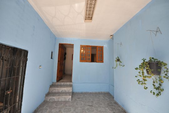 Garagem de casa à venda com 2 quartos, 80m² em Cidade Brasil, São Paulo