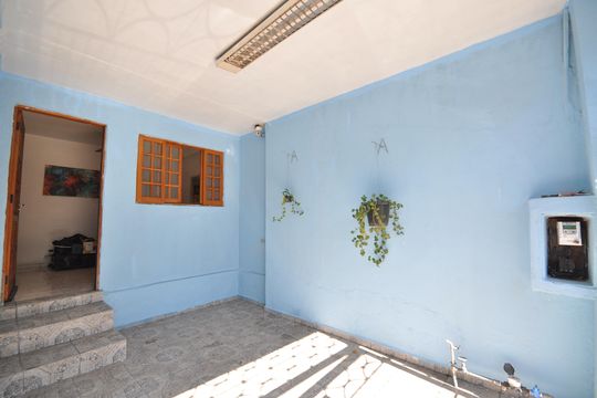 Garagem de casa à venda com 2 quartos, 80m² em Cidade Brasil, São Paulo