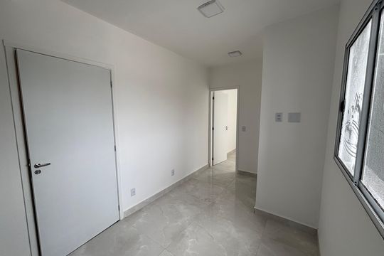 Sala/cozinha de apartamento para alugar com 1 quarto, 30m² em Cidade Antônio Estêvão de Carvalho, São Paulo