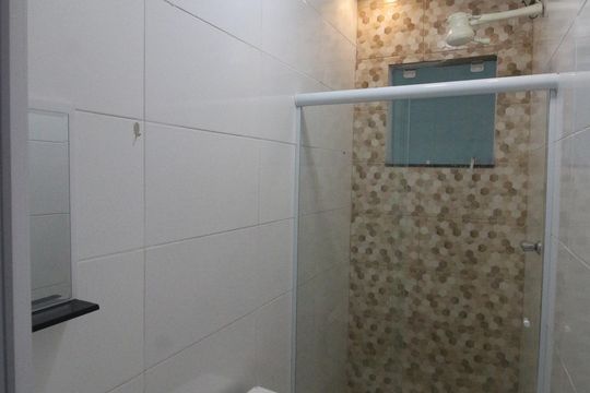 Banheiro de apartamento para alugar com 1 quarto, 40m² em Centro, Nilópolis