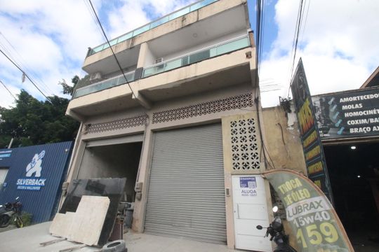 Fachada de apartamento para alugar com 1 quarto, 40m² em Centro, Nilópolis