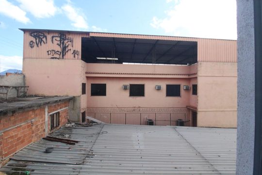 Vista da Cozinha de apartamento para alugar com 1 quarto, 40m² em Centro, Nilópolis