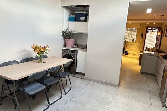 Cozinha de casa à venda com 2 quartos, 100m² em Camargos, Belo Horizonte