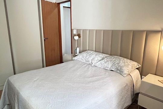 Suíte 1 de casa à venda com 2 quartos, 100m² em Camargos, Belo Horizonte