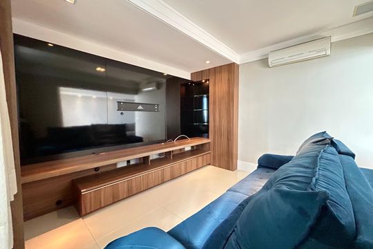 Sala 2 de apartamento para alugar com 3 quartos, 160m² em Centro, Florianópolis