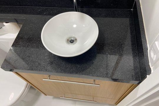 Banheiro  de apartamento para alugar com 1 quarto, 25m² em Butantã, São Paulo