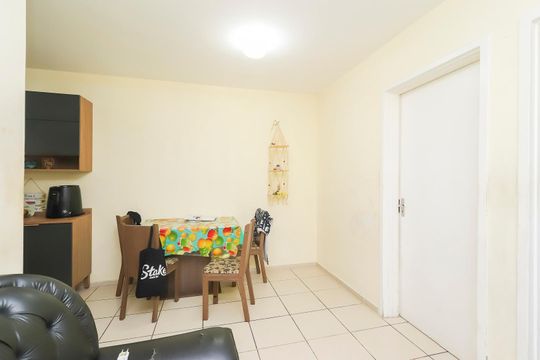 Sala de apartamento à venda com 2 quartos, 50m² em Jardim Guaianazes, São Paulo