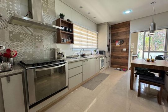 Casa de Condomínio à venda com 3 quartos, 265m² em Jardim Chapadão, Campinas