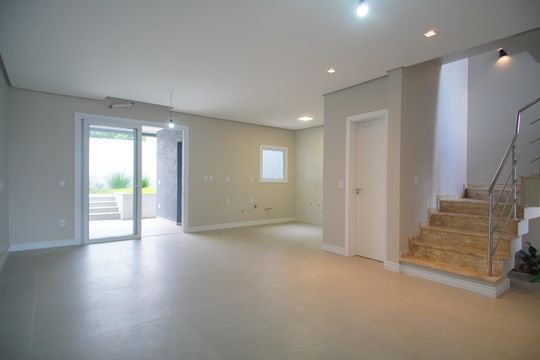 Sala de casa à venda com 3 quartos, 158m² em Feitoria Seller, São Leopoldo
