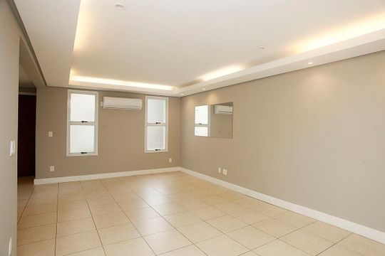 Sala de apartamento à venda com 2 quartos, 87m² em Jardim Botânico, Porto Alegre