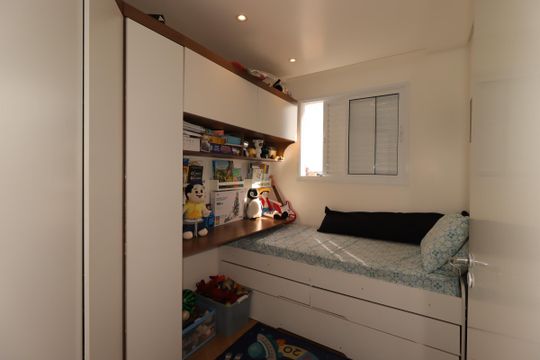 Quarto 1 de apartamento à venda com 2 quartos, 54m² em Vila Scarpelli, Santo André