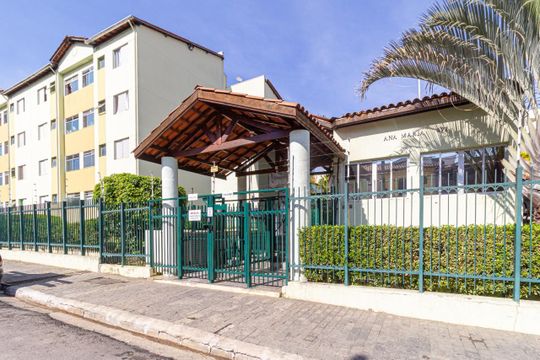 Fachada de apartamento à venda com 2 quartos, 60m² em Ayrosa, Osasco