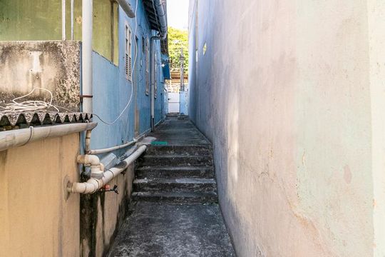 Área comum de acesso de casa para alugar com 1 quarto, 35m² em Vicente de Carvalho, Rio de Janeiro