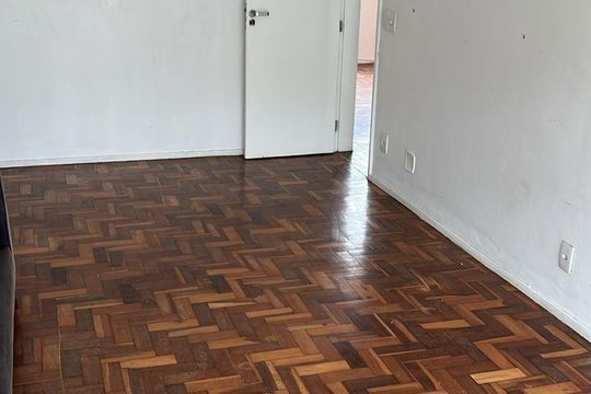 Quarto de apartamento para alugar com 3 quartos, 80m² em Botafogo, Rio de Janeiro