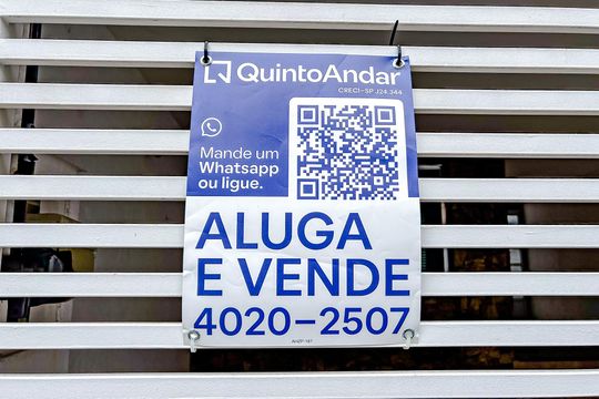 Plaquinha de casa para alugar com 3 quartos, 150m² em Vila Gomes Cardim, São Paulo