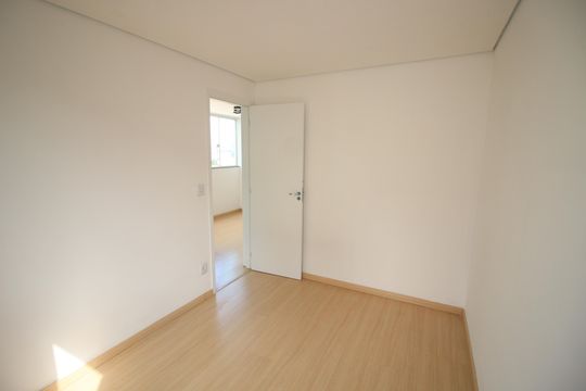Quarto 2 de apartamento para alugar com 2 quartos, 107m² em Inconfidentes, Contagem
