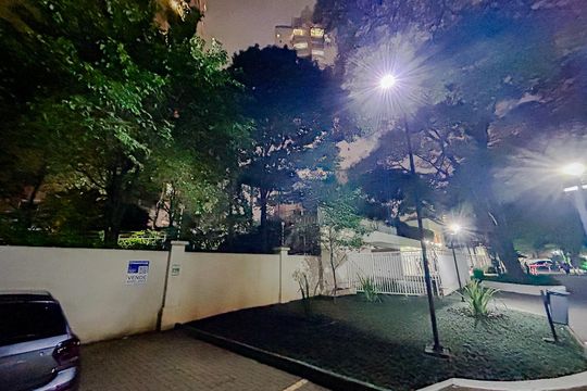 Fachada com Plaquinha de apartamento à venda com 3 quartos, 93m² em Tatuapé, São Paulo