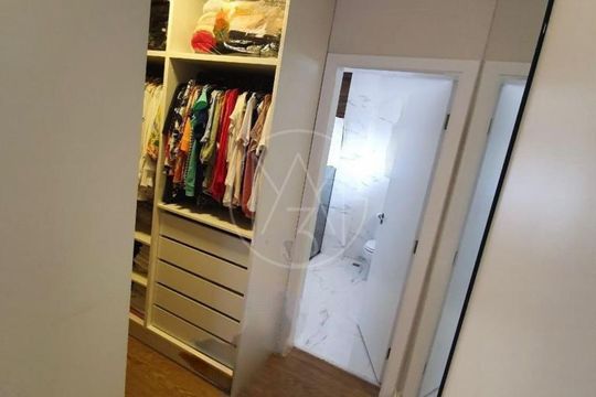 Casa à venda com 4 quartos, 375m² em Jardim Carlos Lourenço, Campinas