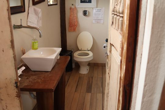 Lavabo de casa à venda com 3 quartos, 500m² em Recreio dos Bandeirantes, Rio de Janeiro