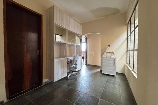 Casa à venda com 3 quartos, 167m² em Parque Jambeiro, Campinas