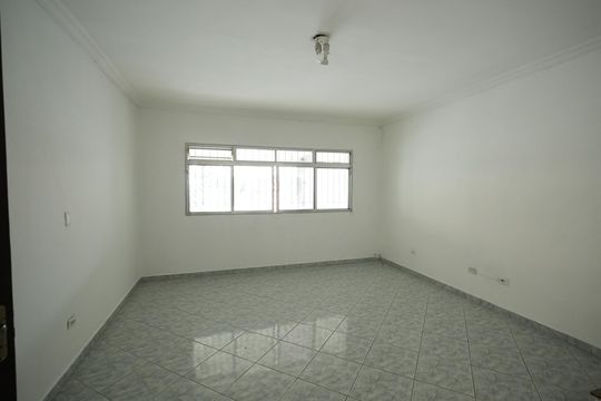 Casa para alugar com 3 quartos, 299m² em Vila Palmares, Santo André