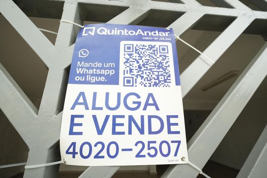 Placa de casa para alugar com 3 quartos, 299m² em Vila Palmares, Santo André