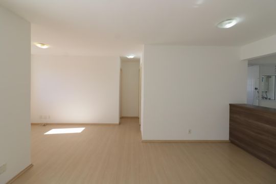Sala de apartamento à venda com 2 quartos, 72m² em Cidade São Francisco, São Paulo