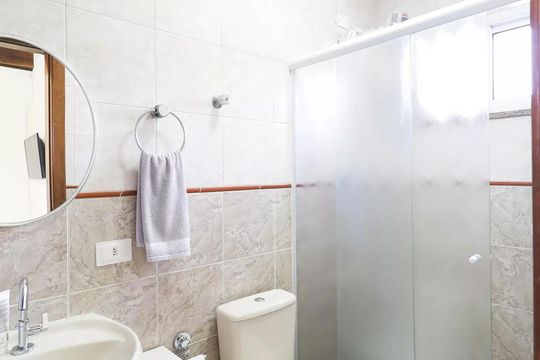 Banheiro de casa de condomínio à venda com 3 quartos, 116m² em Jardim Leonor Mendes de Barros, São Paulo