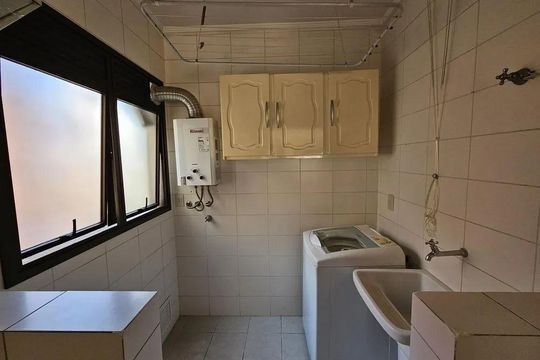 Cozinha de apartamento para alugar com 2 quartos, 65m² em Centro Histórico, Porto Alegre