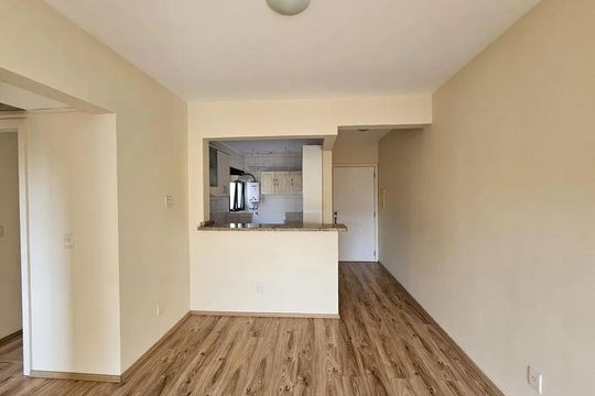 Sala de apartamento para alugar com 2 quartos, 65m² em Centro Histórico, Porto Alegre