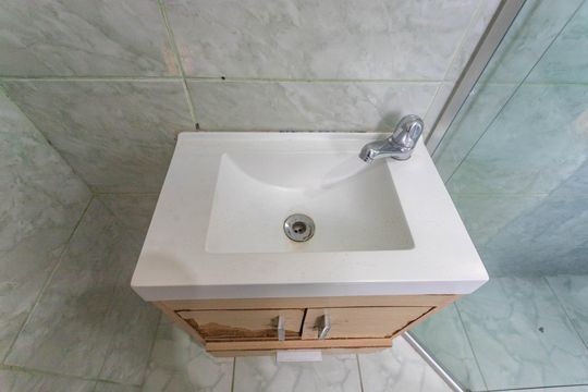 Banheiro  de kitnet/studio para alugar com 1 quarto, 18m² em Campanário, Diadema