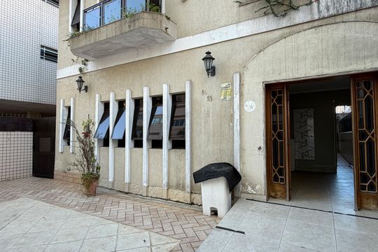 Garagem de casa para alugar com 5 quartos, 270m² em Ponta da Praia, Santos